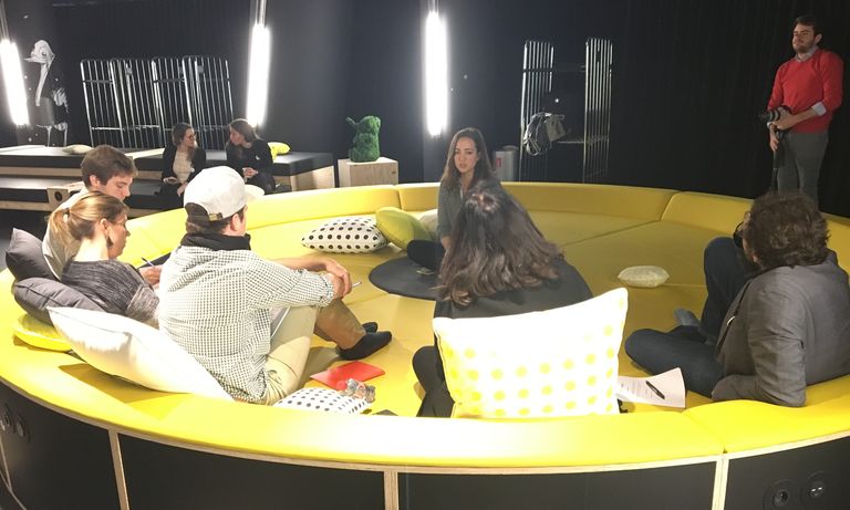 Entretiens D Embauche En Chaussettes Chez Accorhotels Cadremploi