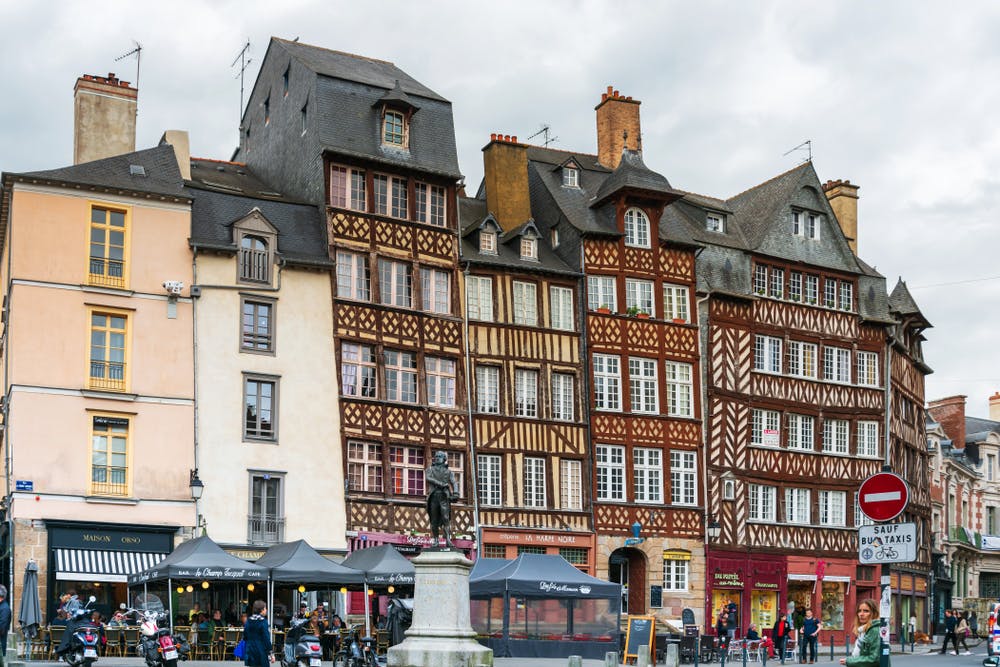 Les Parentèles De La Ville Du Bois
