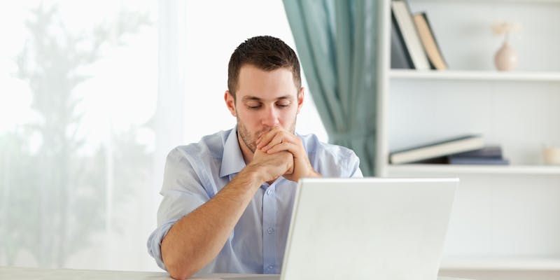 Le télétravail favorise le sentiment d’isolement et la crainte d’être licencié