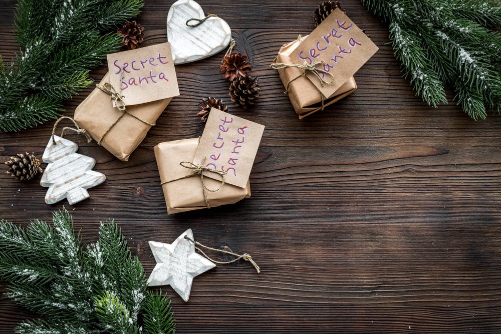 Noël au bureau : 4 idées pour lui donner un air de fête - Cadremploi