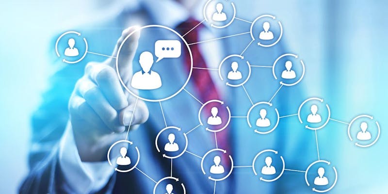 Recherche d’emploi : oubliez le personal branding et passez au social selling