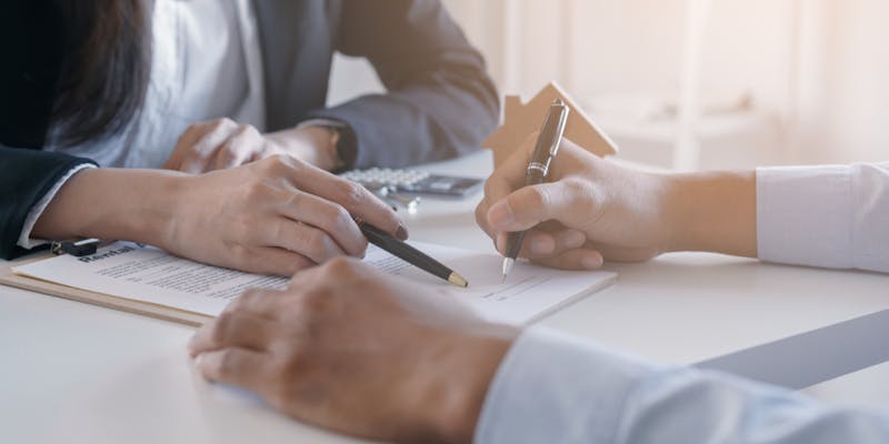 Dans quels cas un CDD est-il requalifié en CDI ?