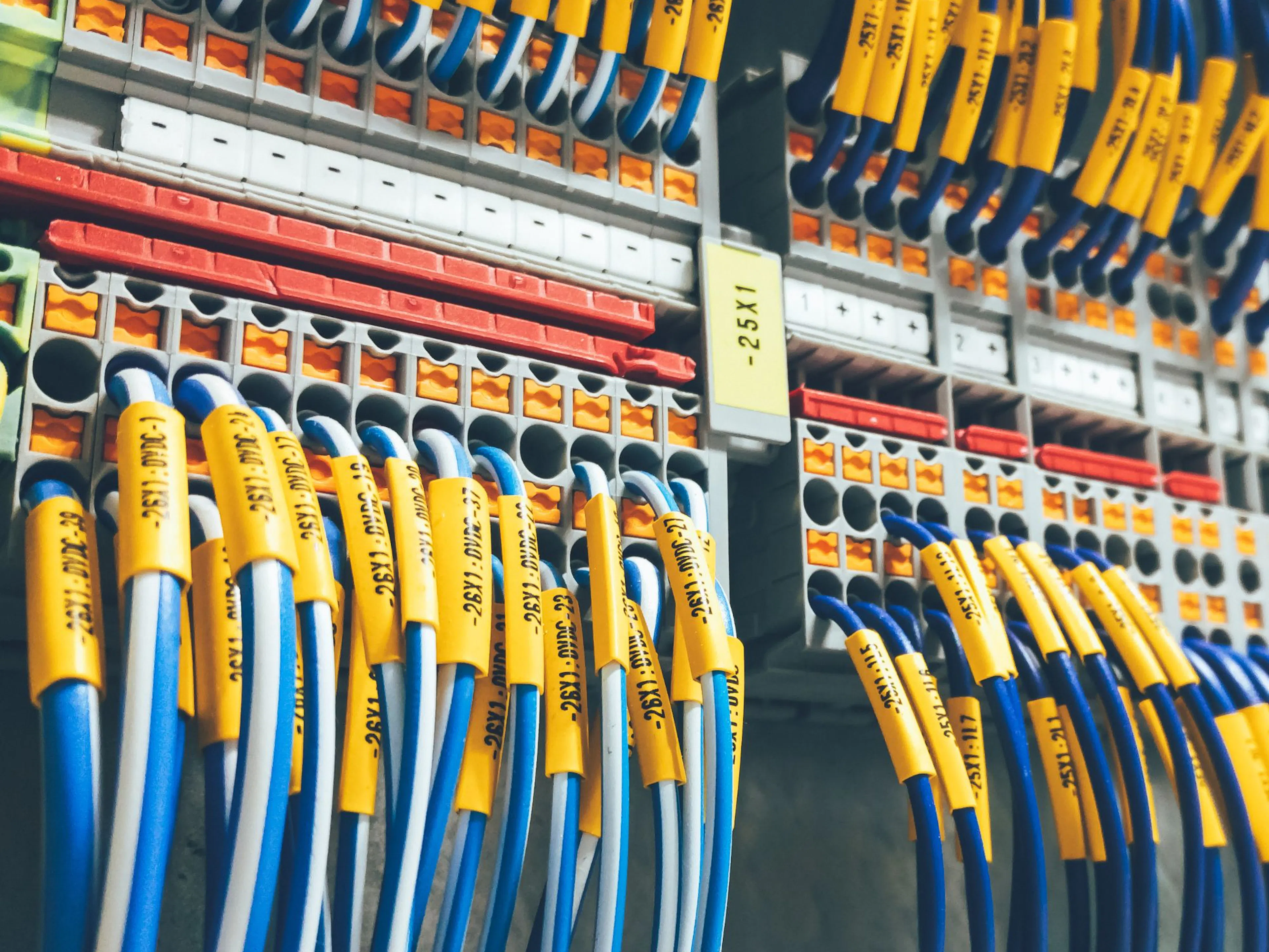 Data Cables are correctly wired and labeled.