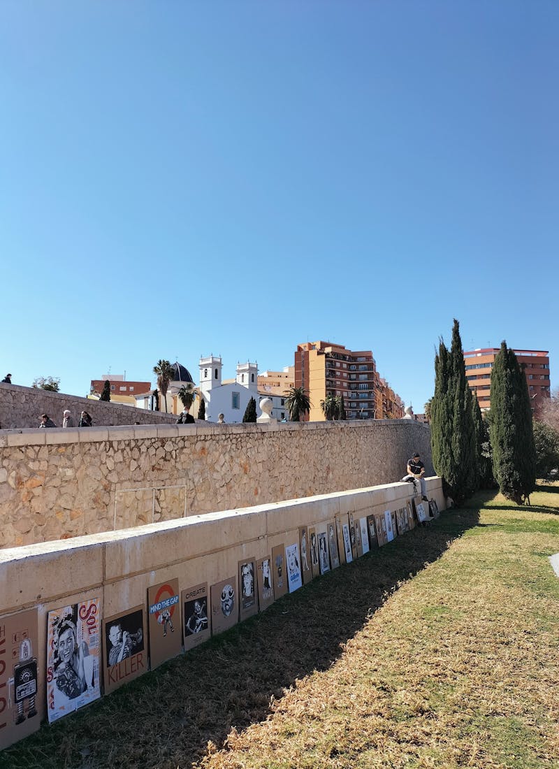 art in the turia garden of valencia for free