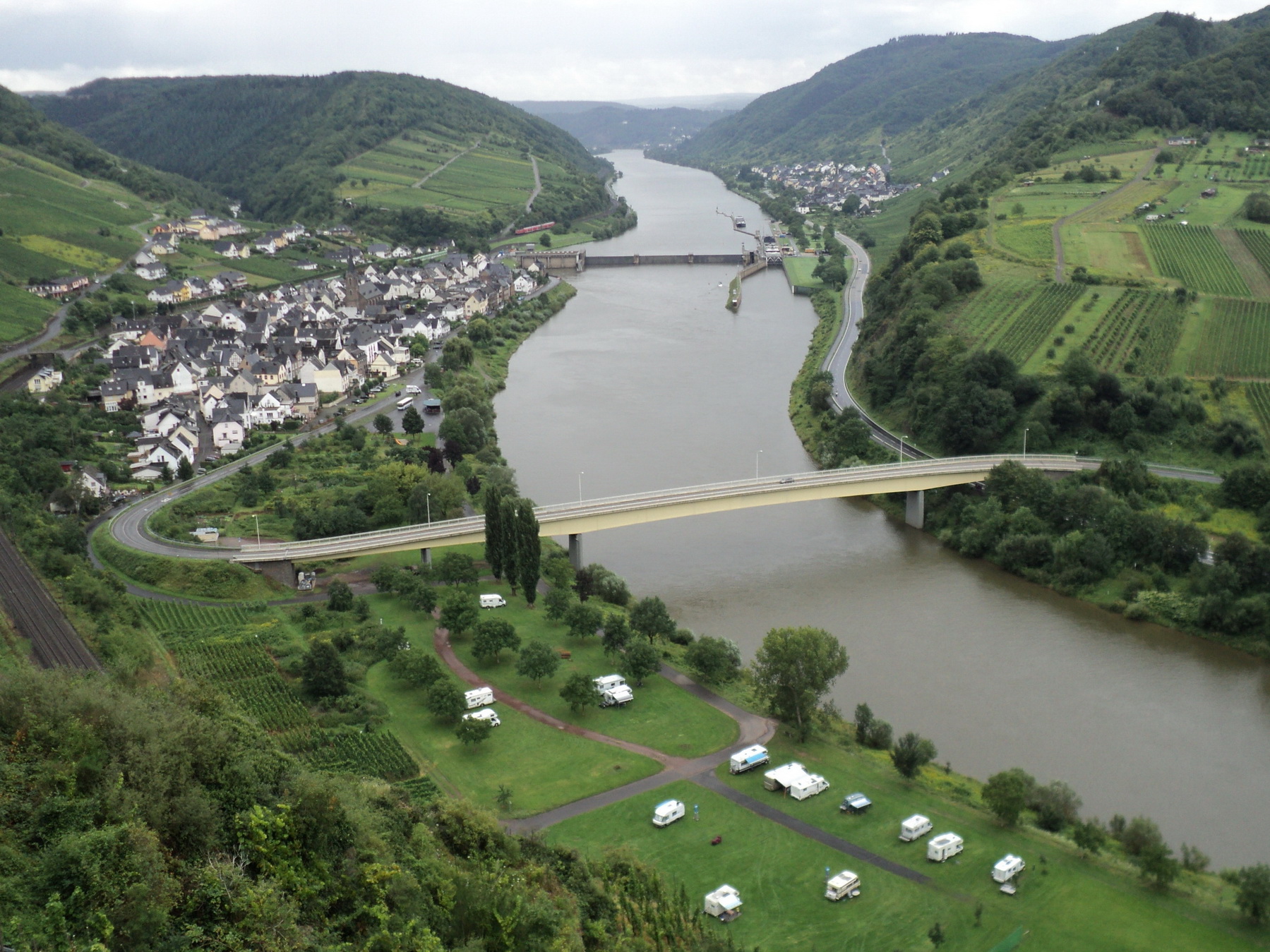 Mit dem Wohnmobil entlang der Mosel | Campercontact