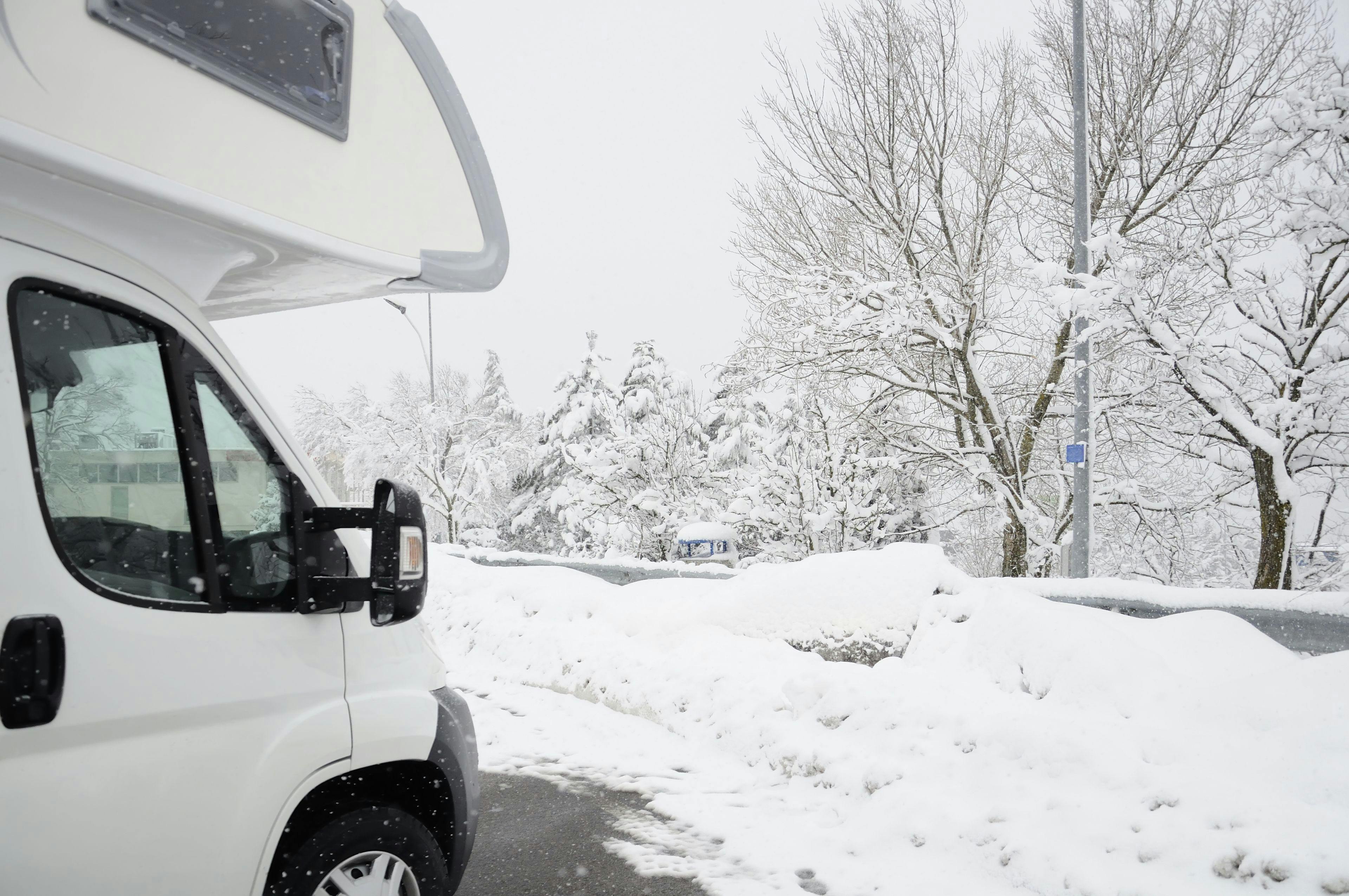 Campercontact information pays - Camping-car dans la neige