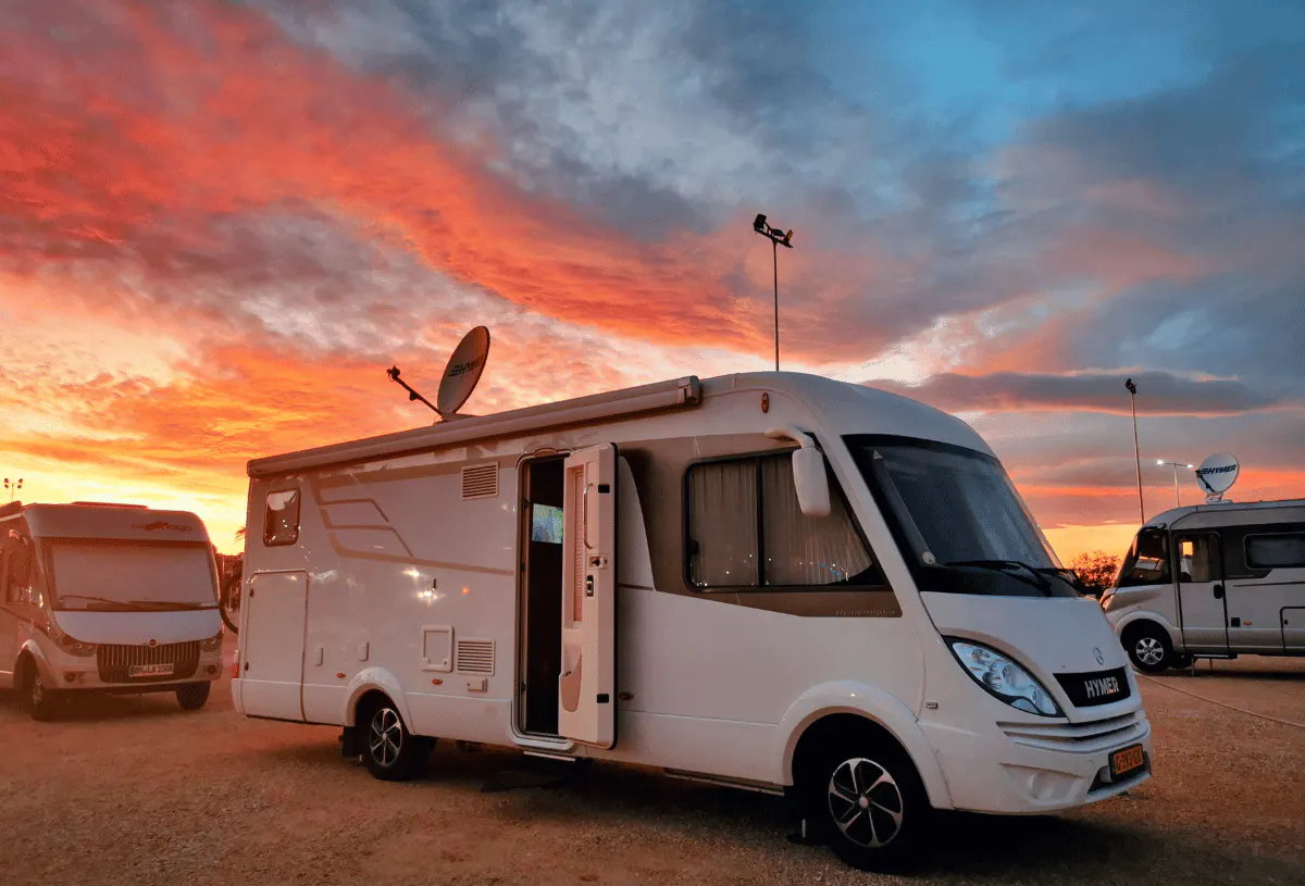 markise fr hobby wohnwagen 180 Grad Markise Horizon (freitragend)