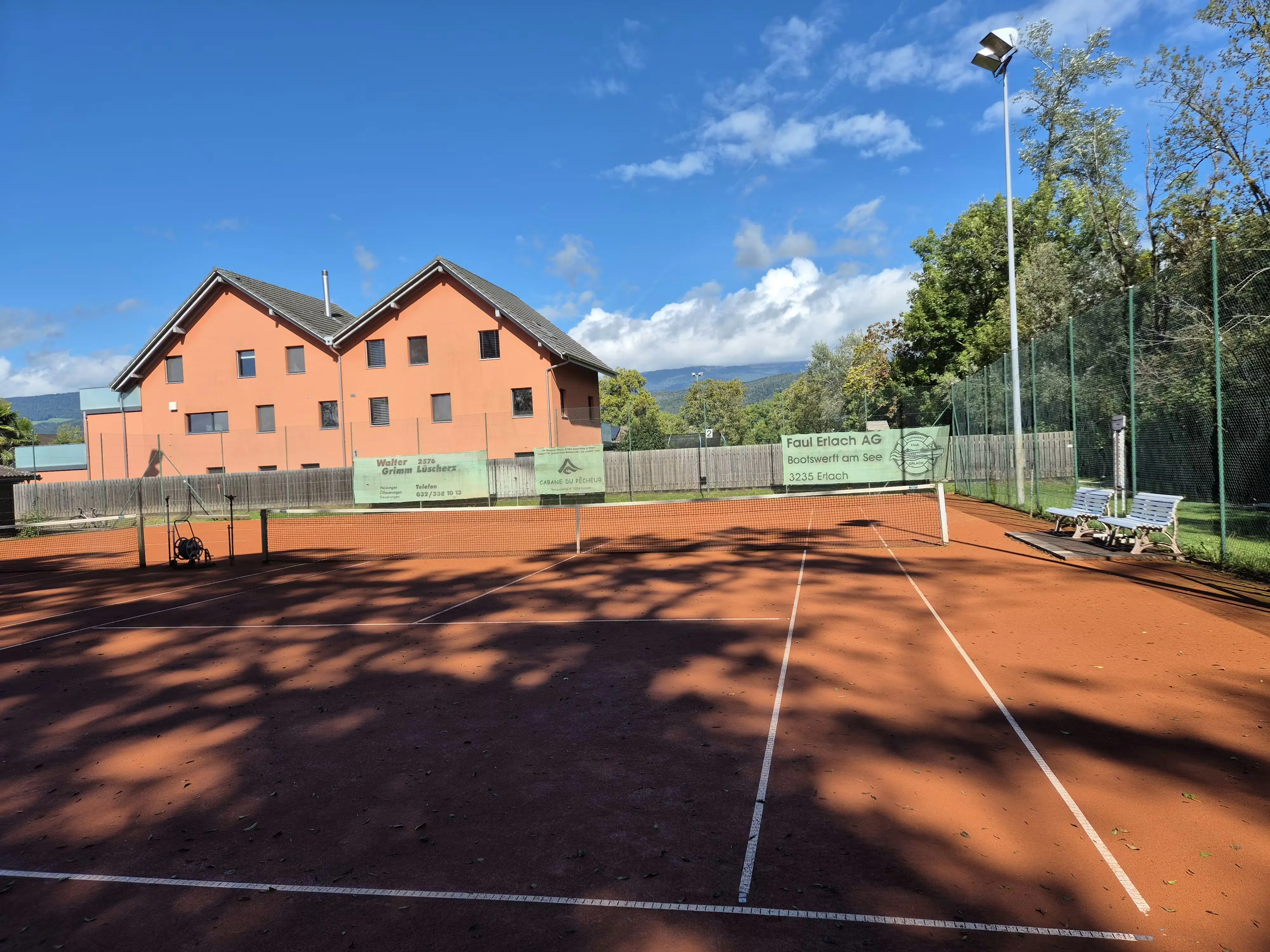 Tennisplatz des Tennisclub Erlach am Bielersee