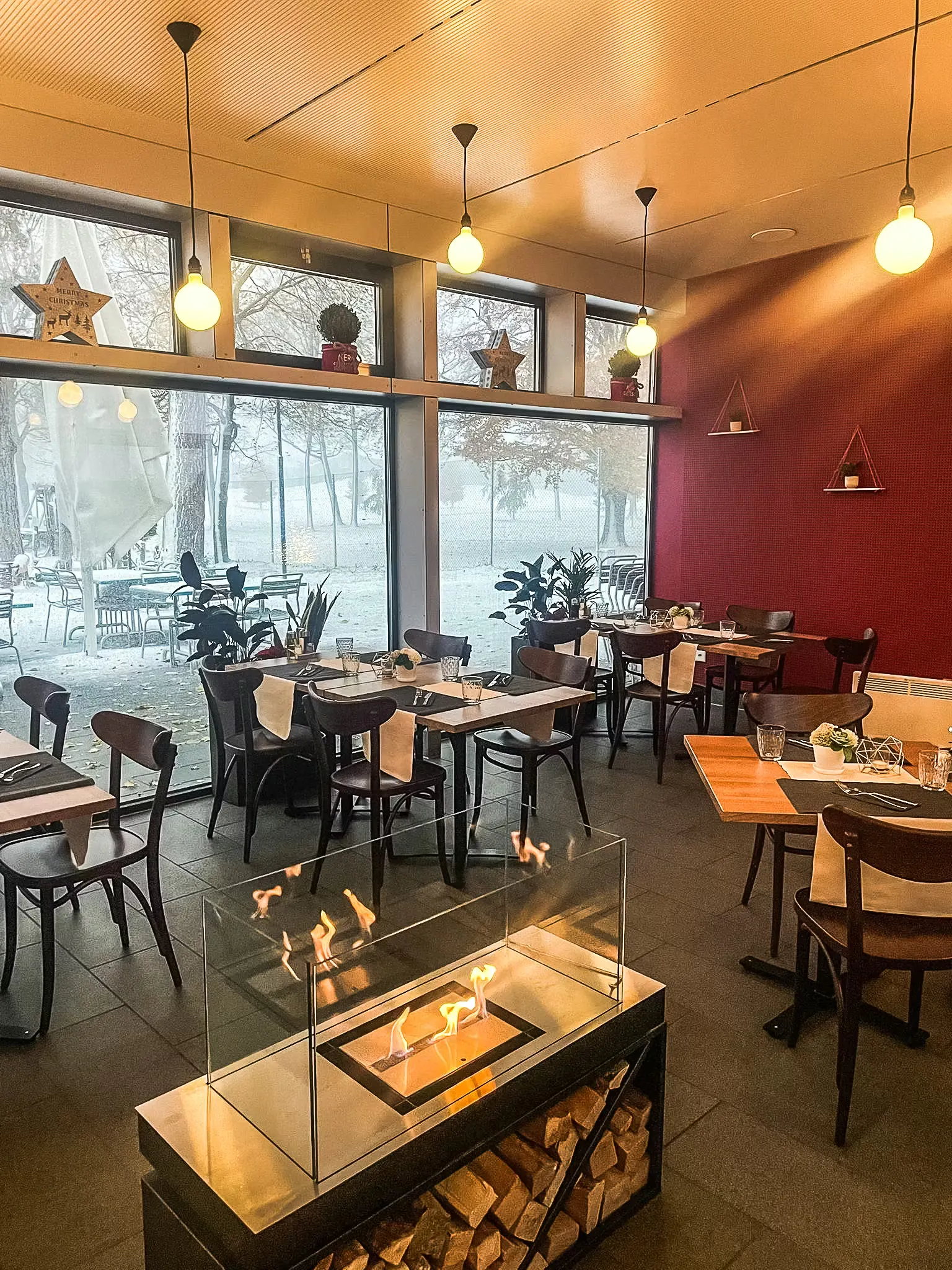 Innenbereich Restaurant Parkrestaurant Camping Bad Ragaz