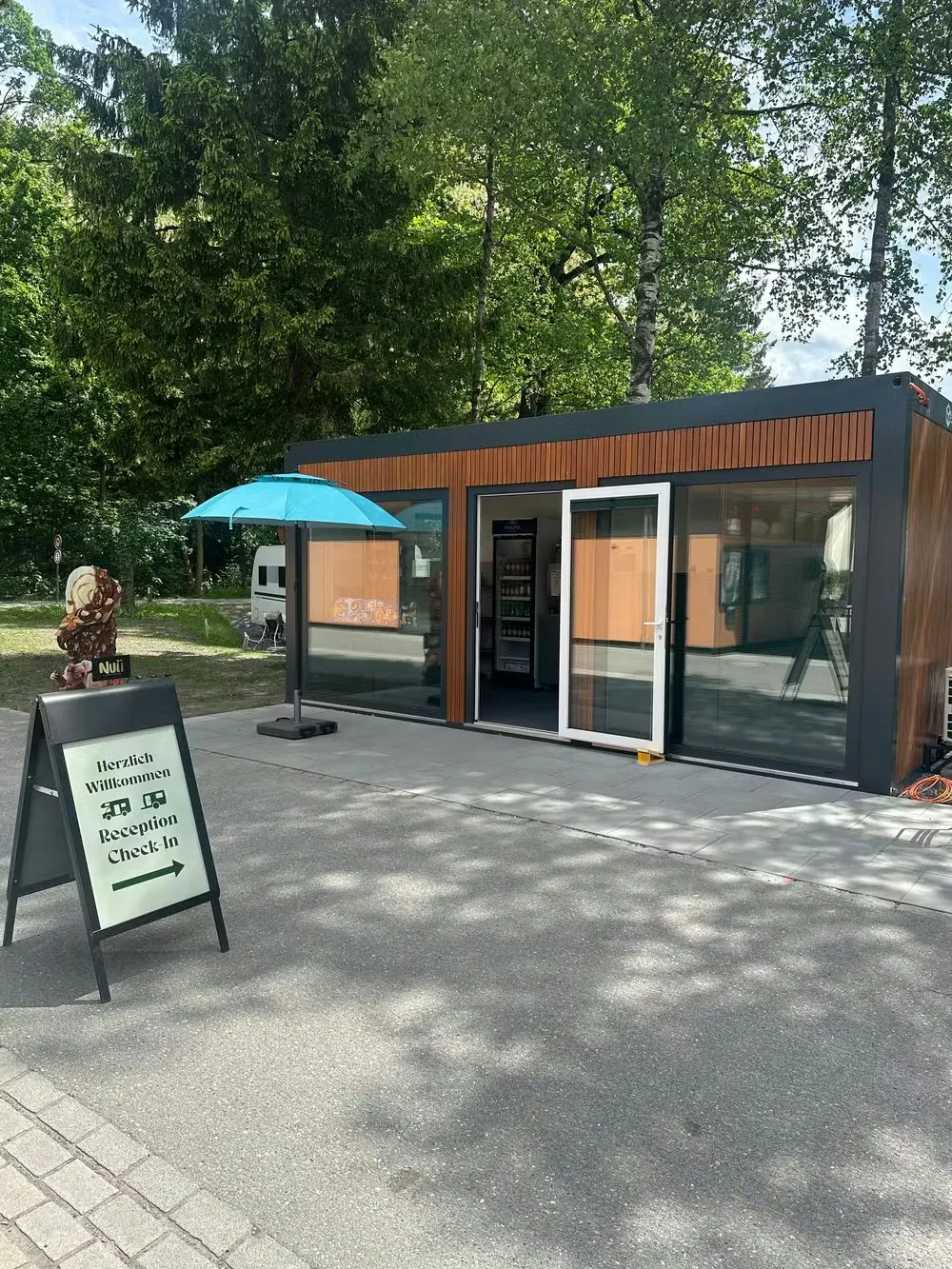 Rezeptionsgebäude auf dem Campingplatz Bad Ragaz