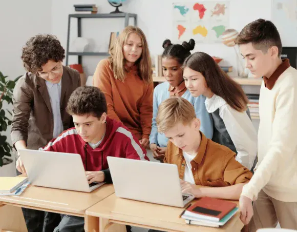 Why Students Supporting Each Other Matters in High School Courses Online?