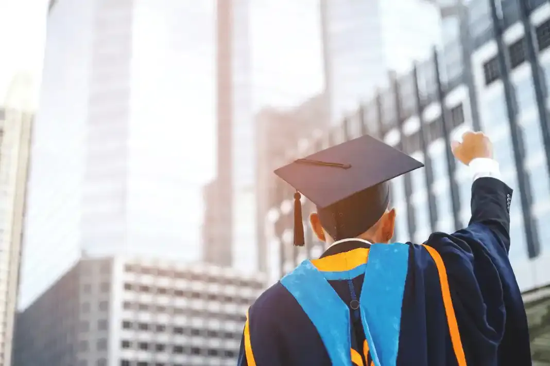  How an Online High School Diploma Sets You Apart ?