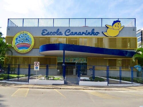  Canarinho School