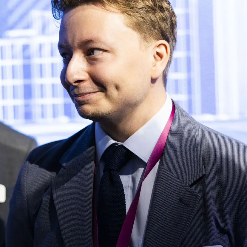 Harry Lye at FIAS