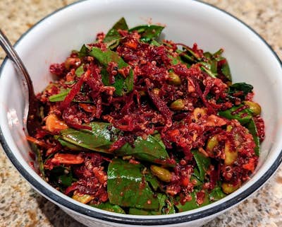 Beet Salad w/ Carrot, Quinoa & Spinach