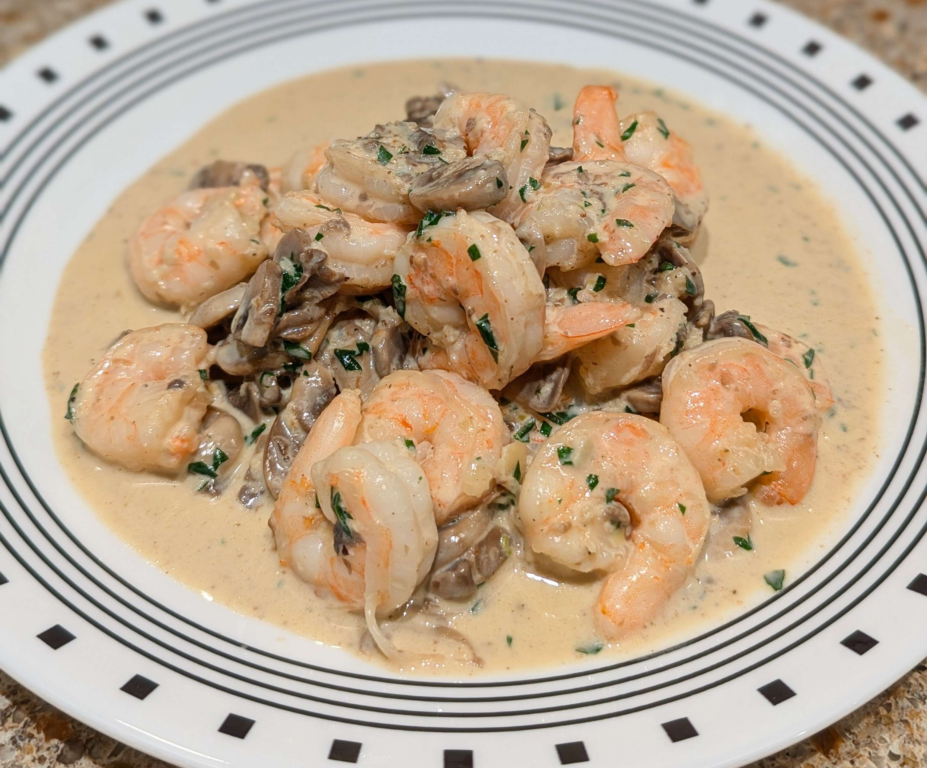 Garlic Shrimp in Creamy Mushroom Sauce