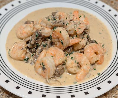 Garlic Shrimp in Creamy Mushroom Sauce