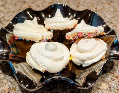Sprinkle Dipped Meringues