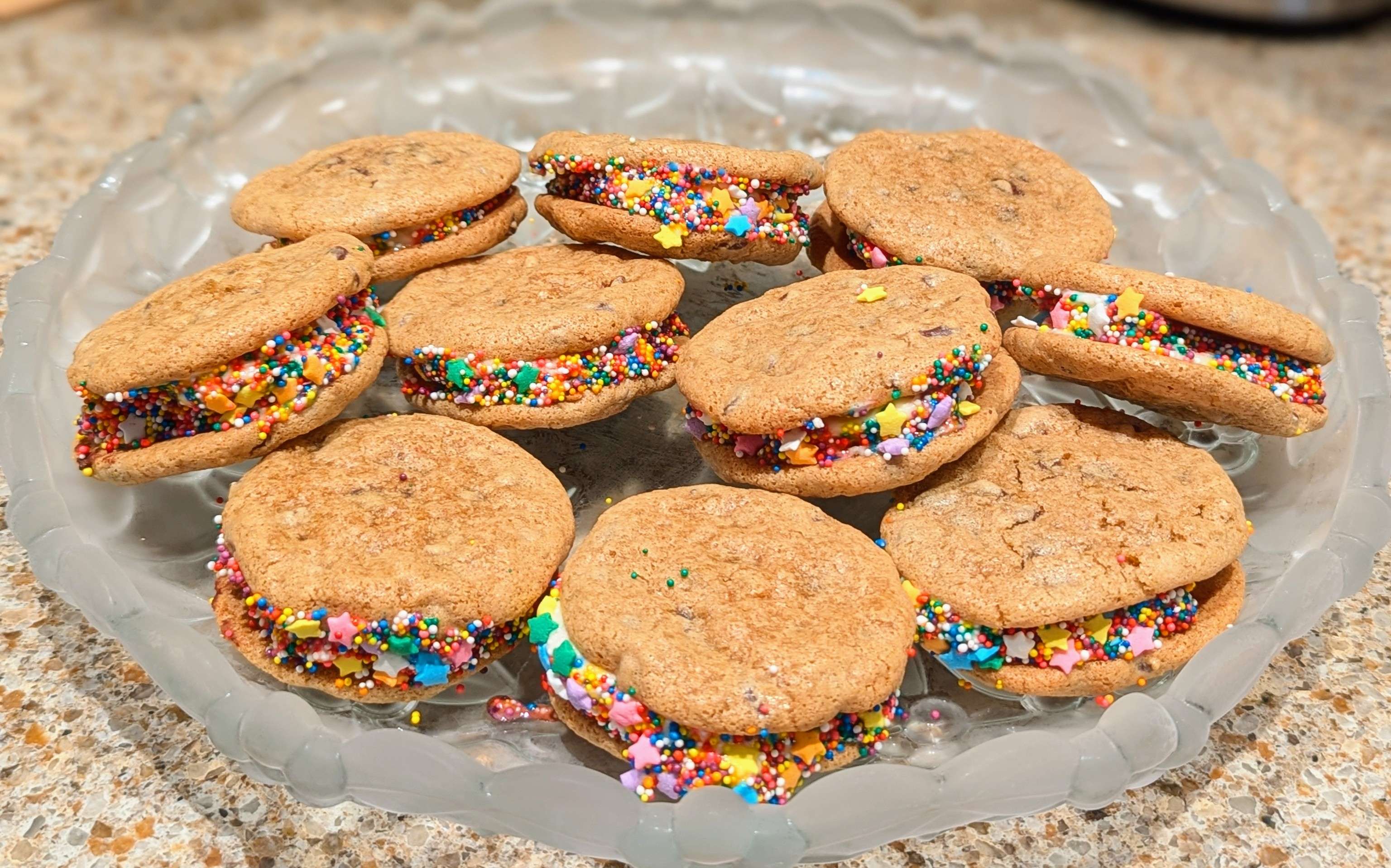 Chocolate Chip Fro-Yo Sandwiches