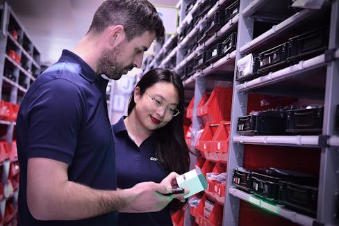 Increase efficiency in the warehouse with pick-by-light