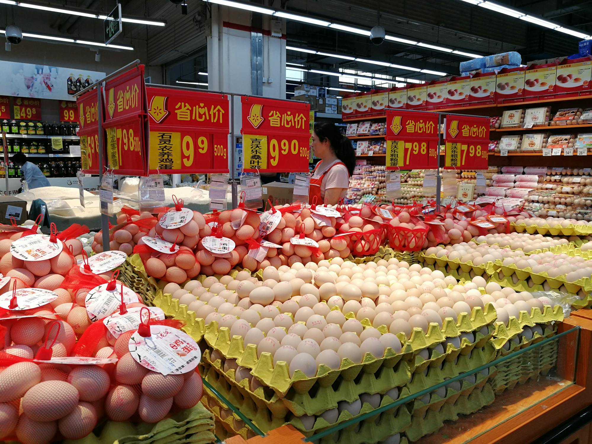 6 Ways To Stay Keto While Traveling | Carb Manager