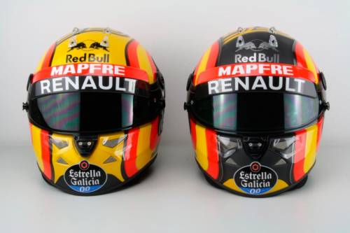 Carlos Sainz involves his fans in his helmet choice for 2018
