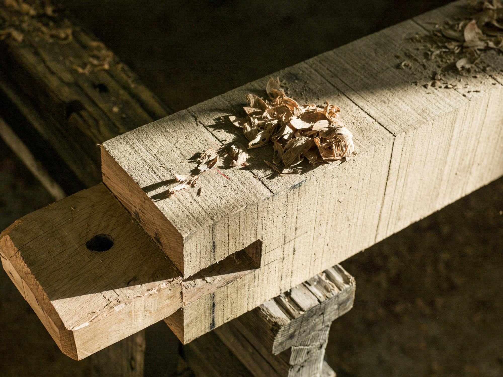 carpenter_oak_mortice_tenon_workshop