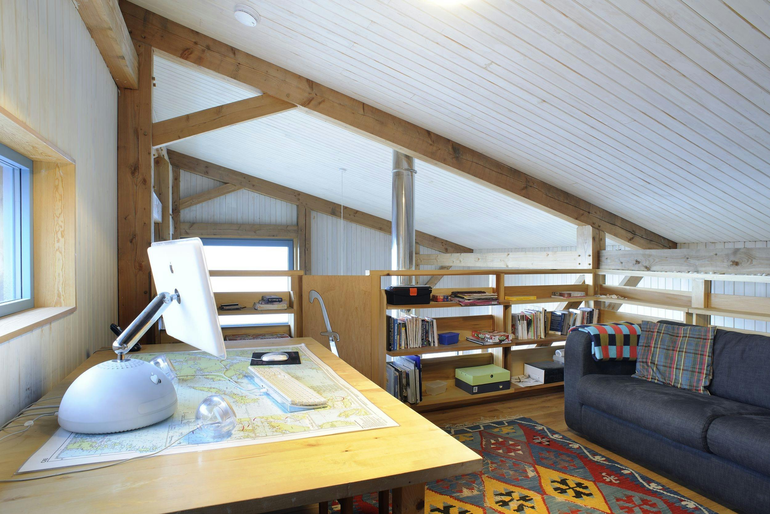An oak framed mezzanine study area