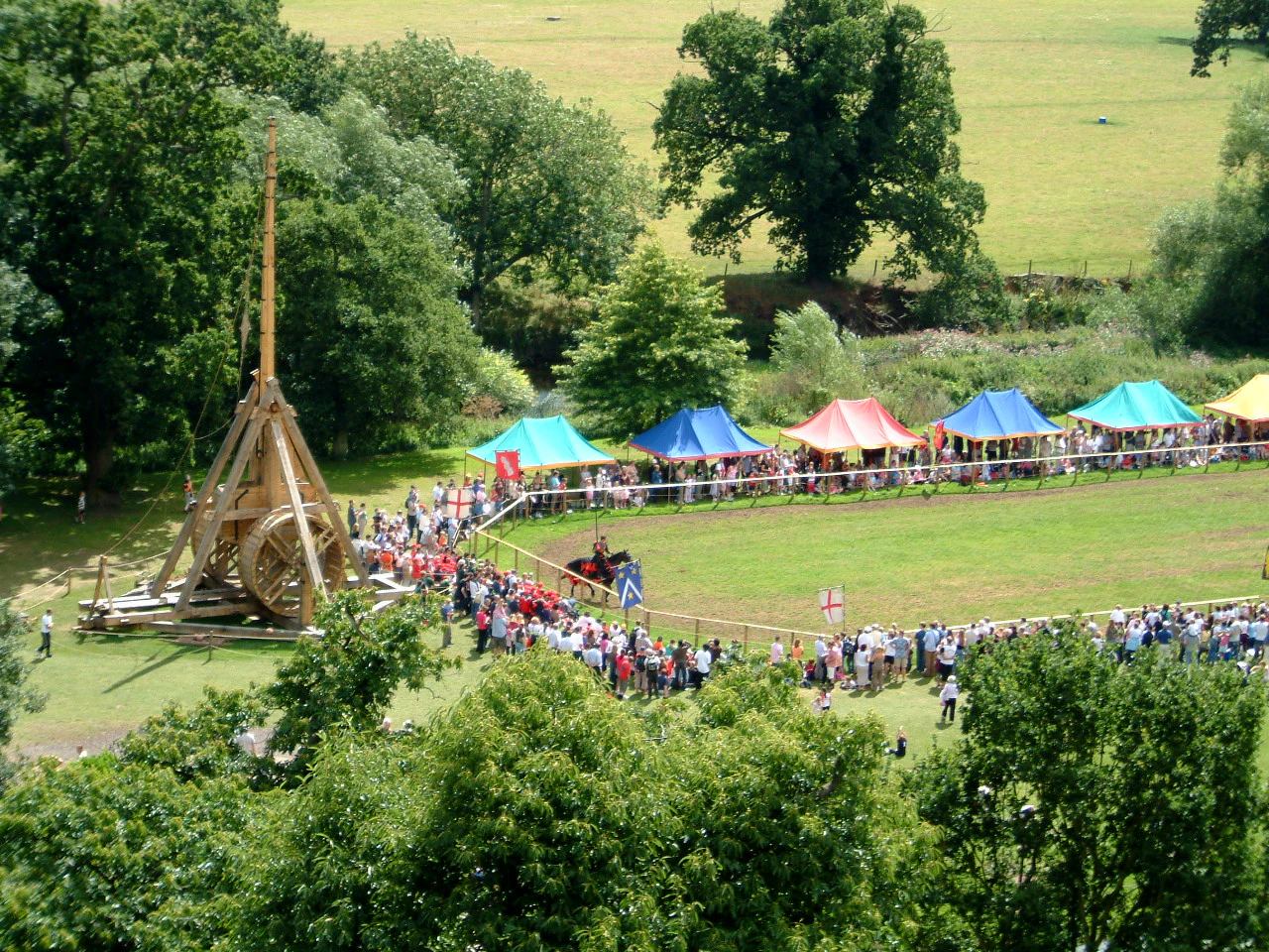 Recreated trebuchet making its debut at the Warwick Castle Jousting Show, in front of an audience