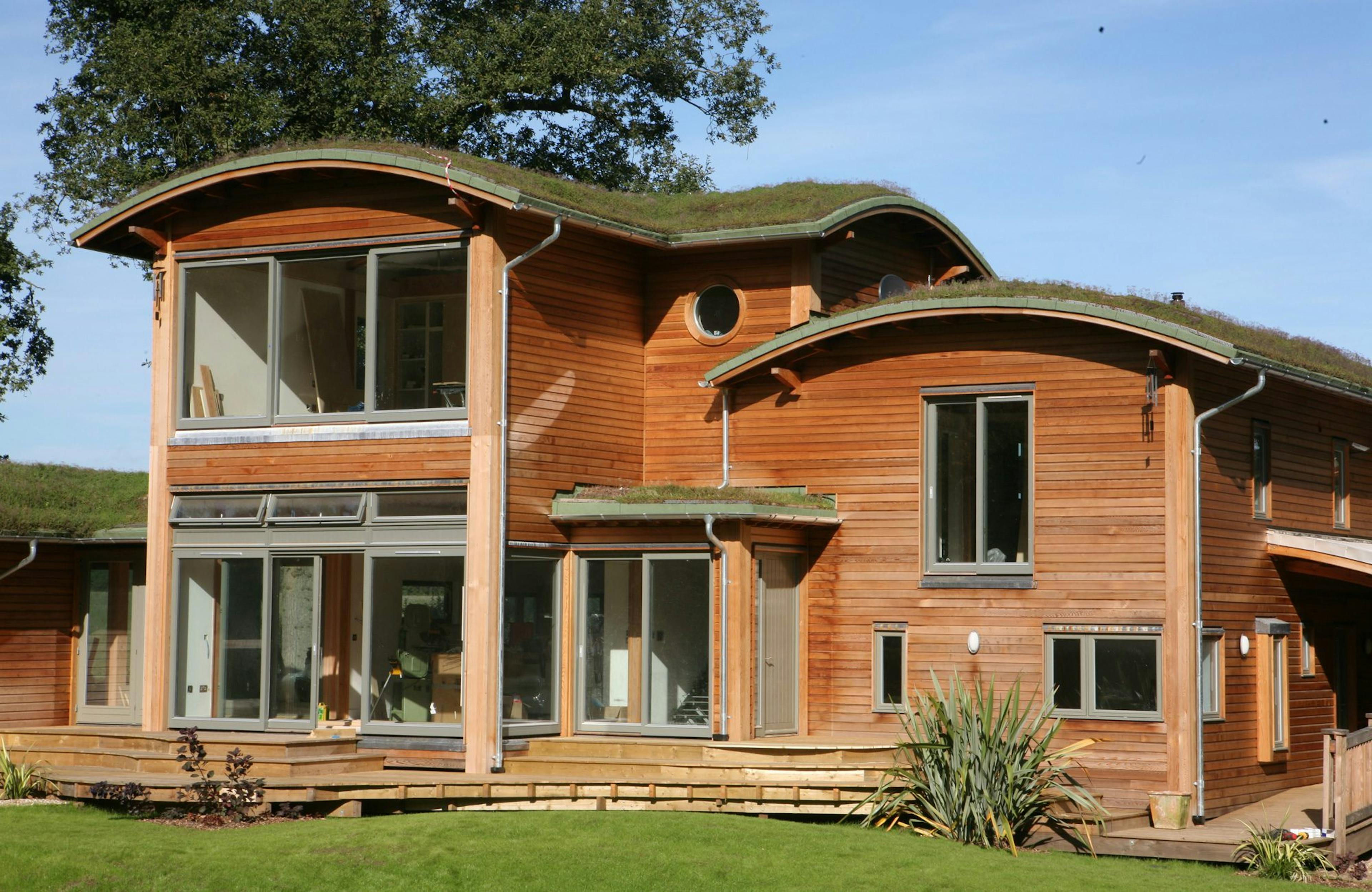 Douglas Fir-Framed Eco-Friendly Contemporary Home