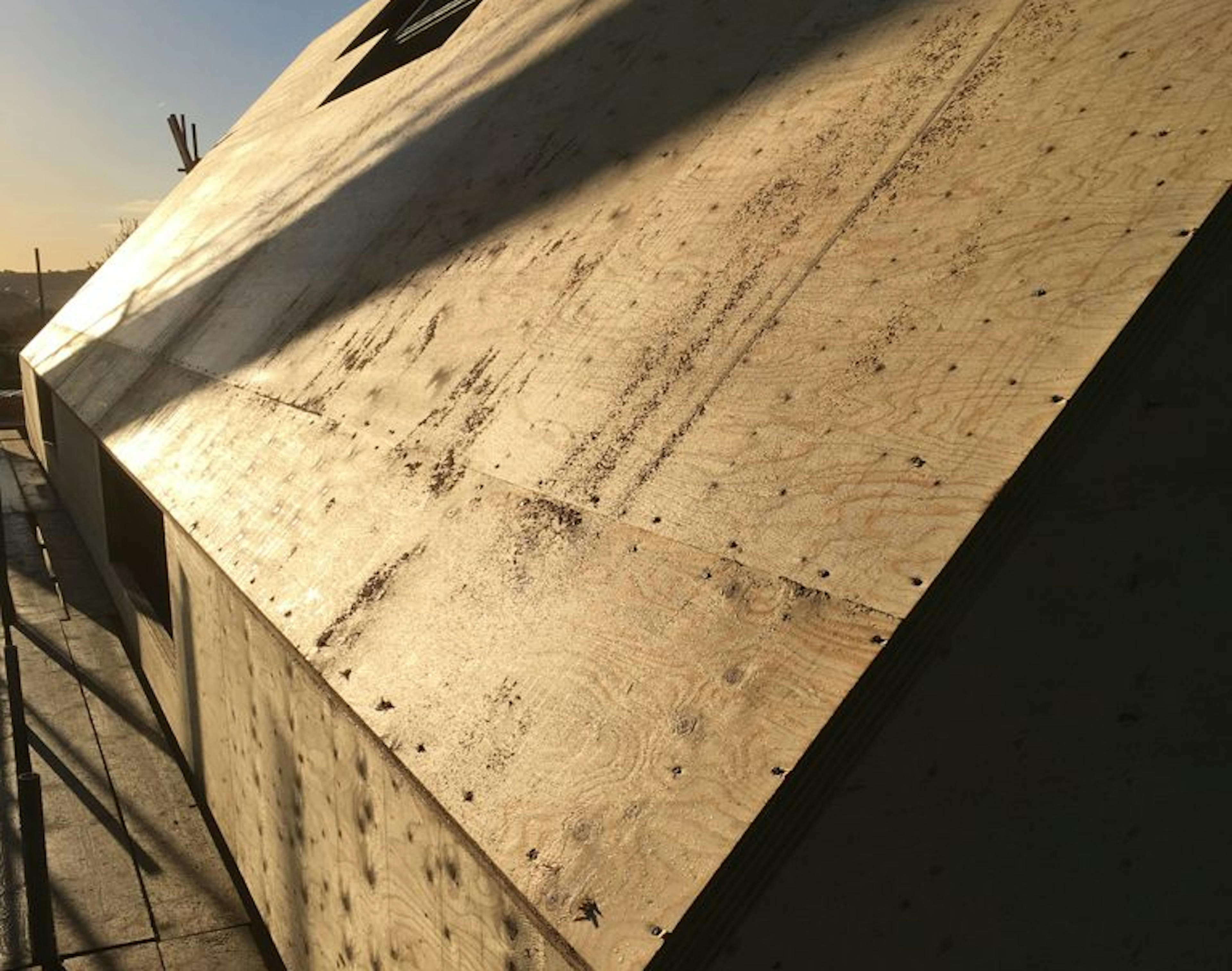 On-site installation of the encapsulation