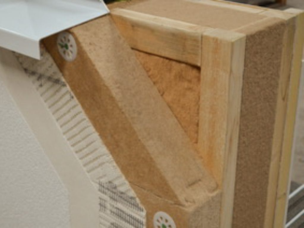 Different layers of the encapsulation system