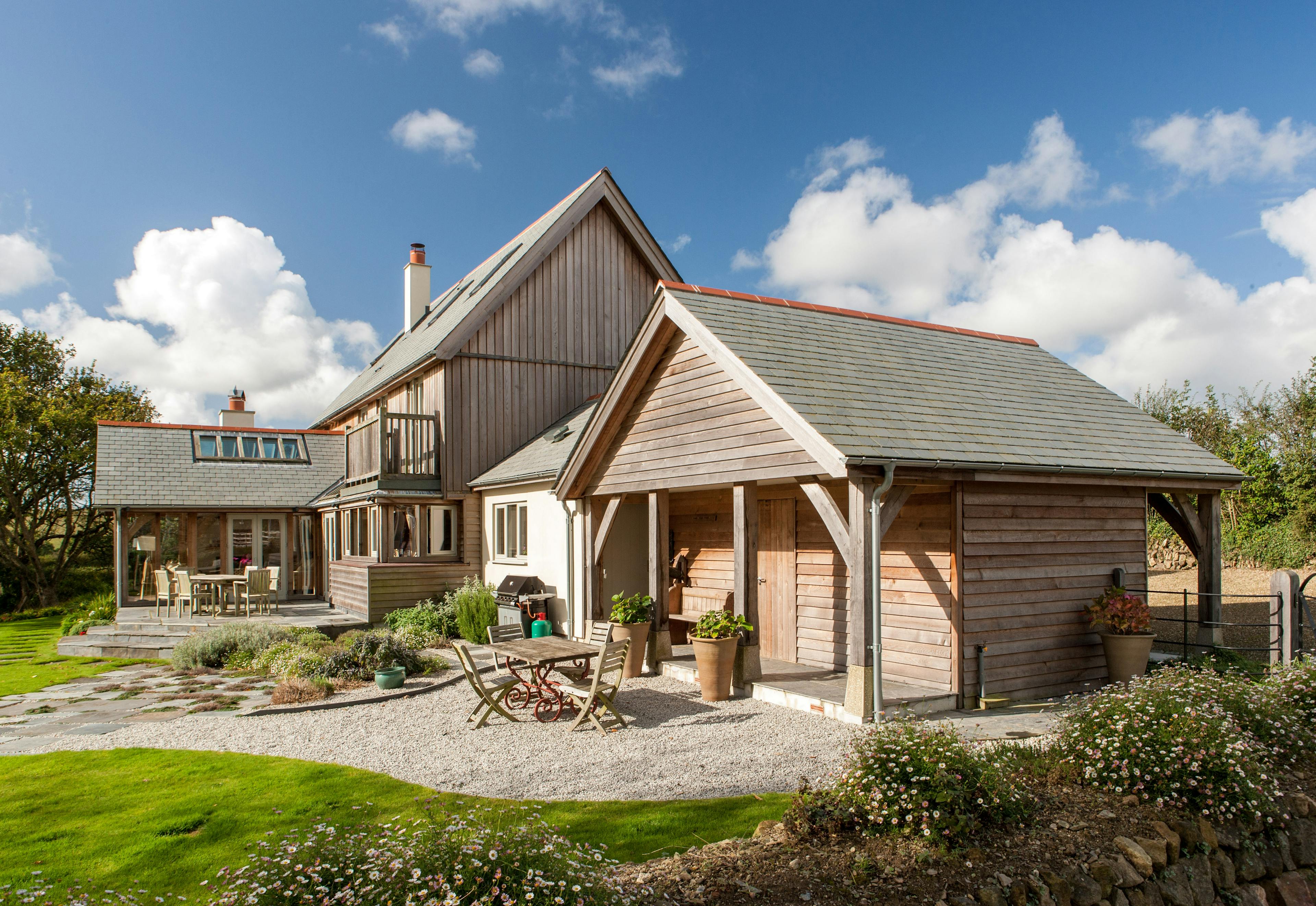 External image of oak framed home