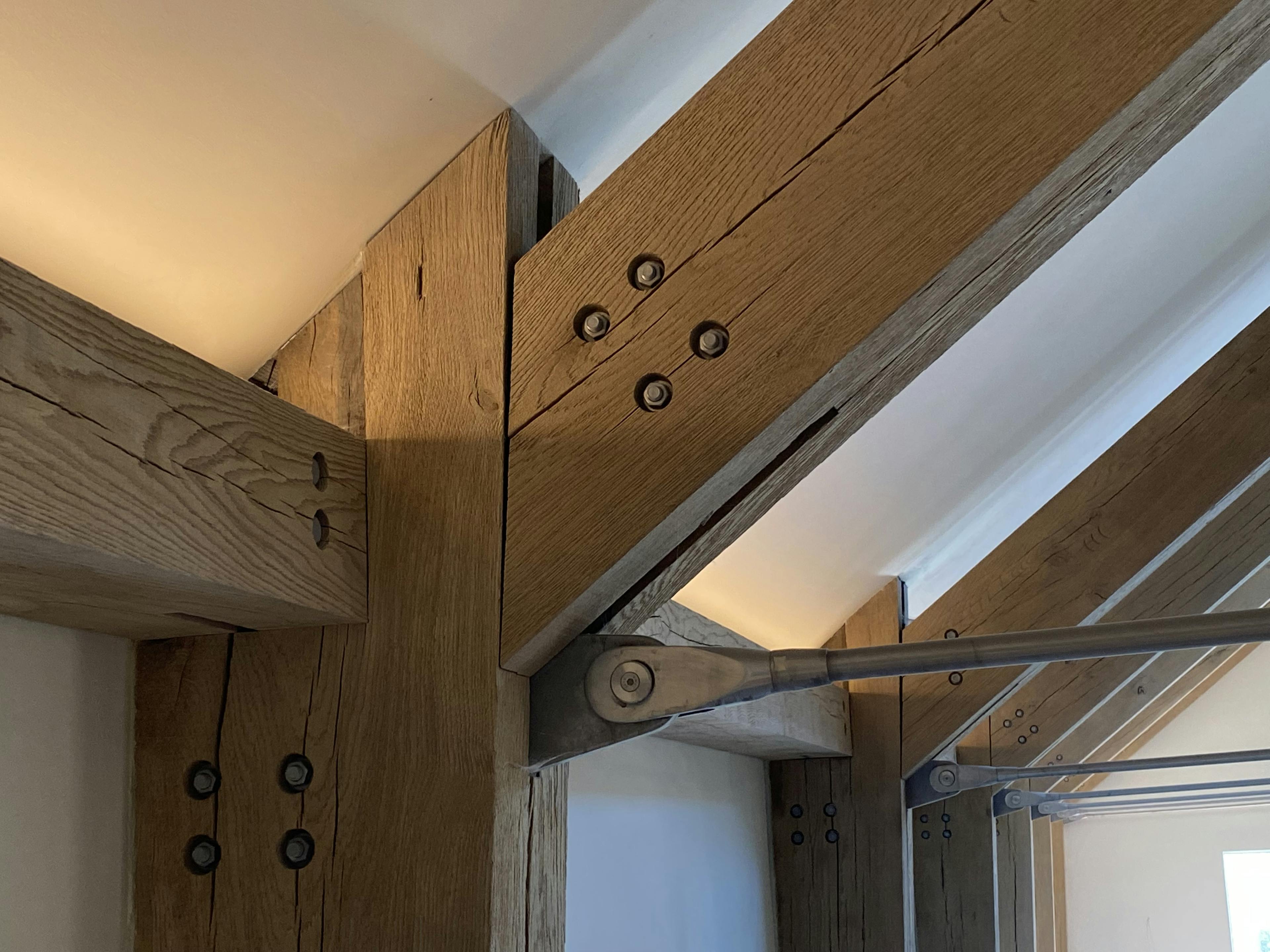 An oak frame joint with steel tie connections