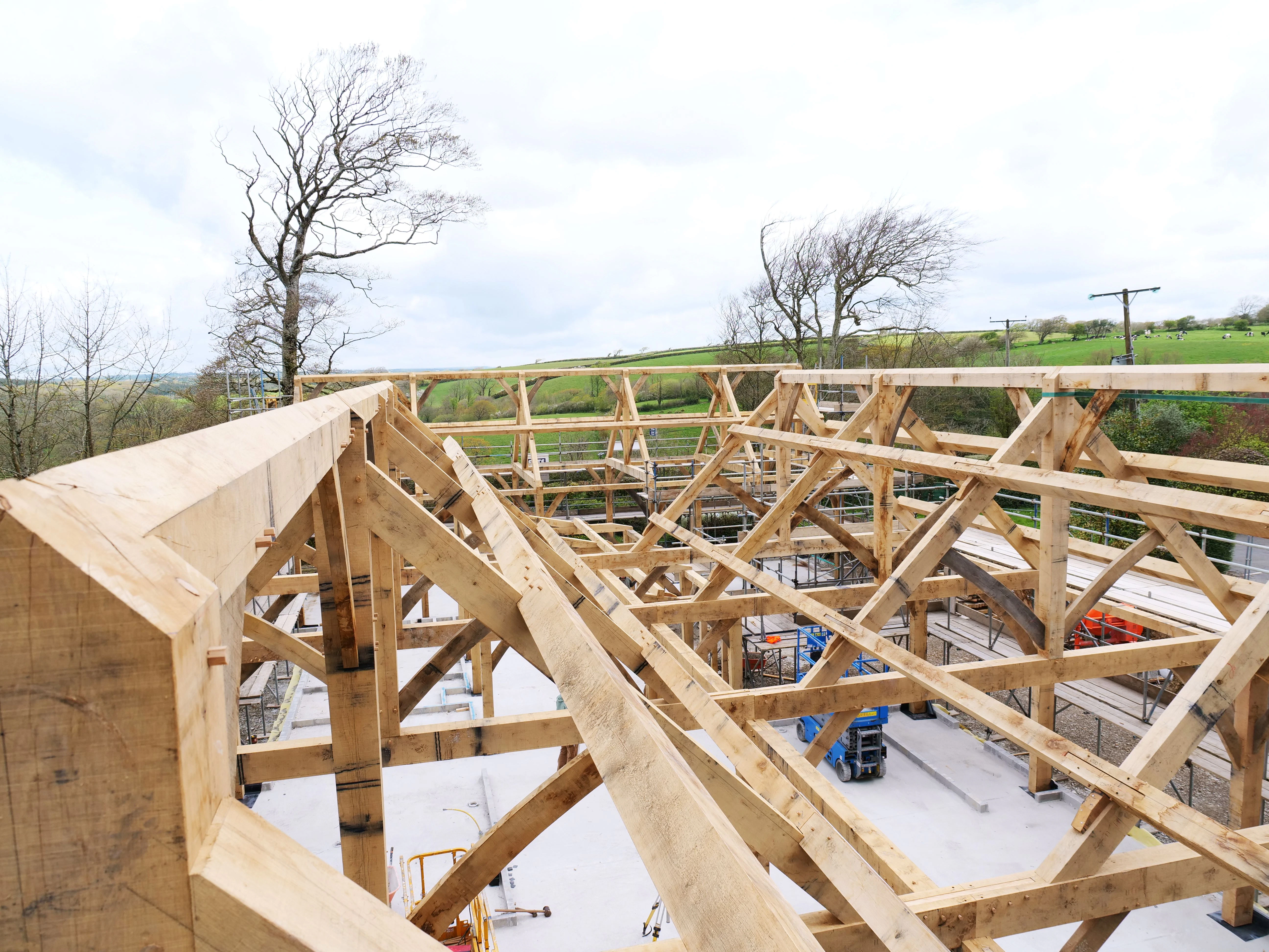 An oak frame for a wedding barn during installation