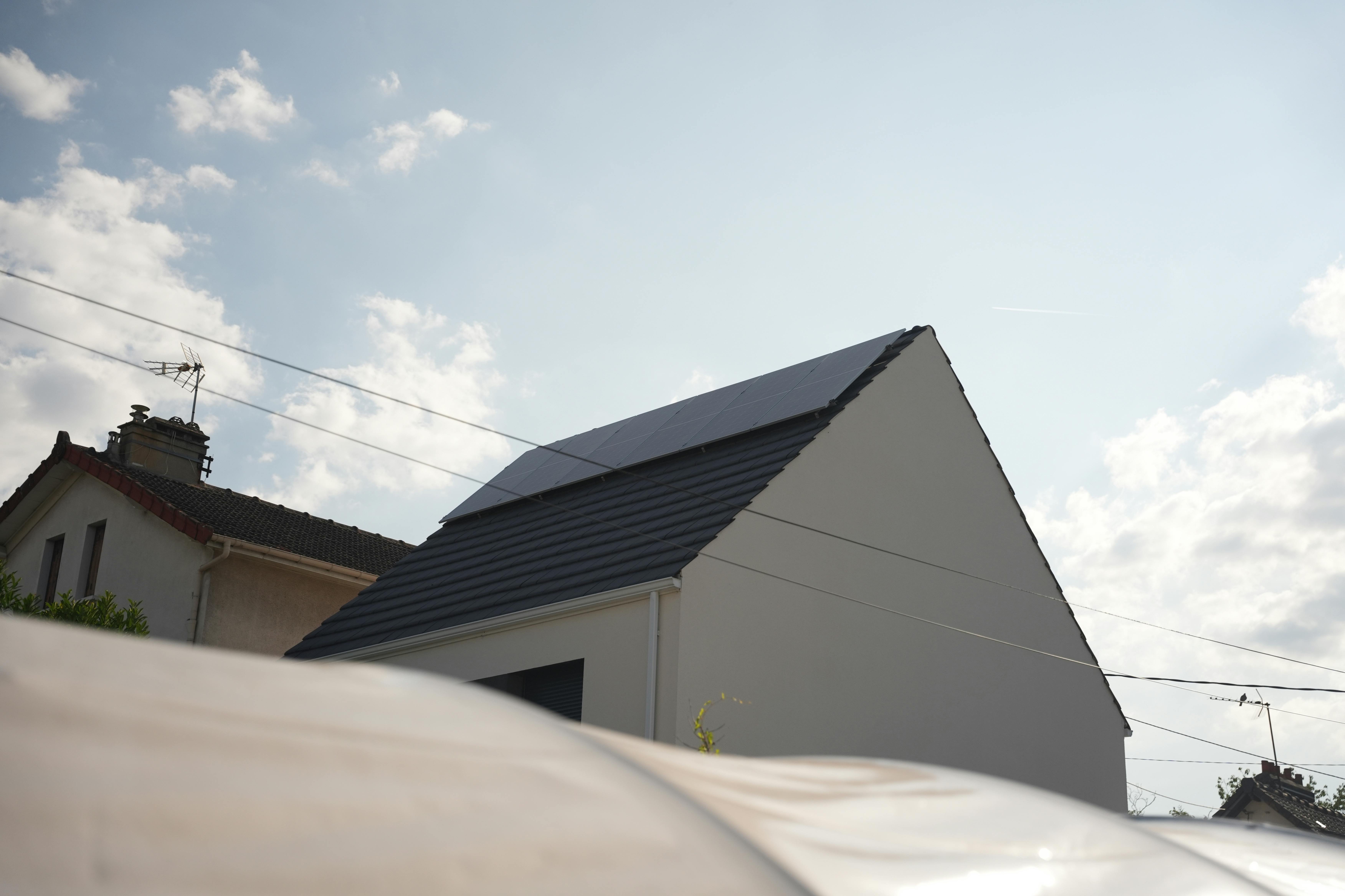 photo installation panneaux solaires