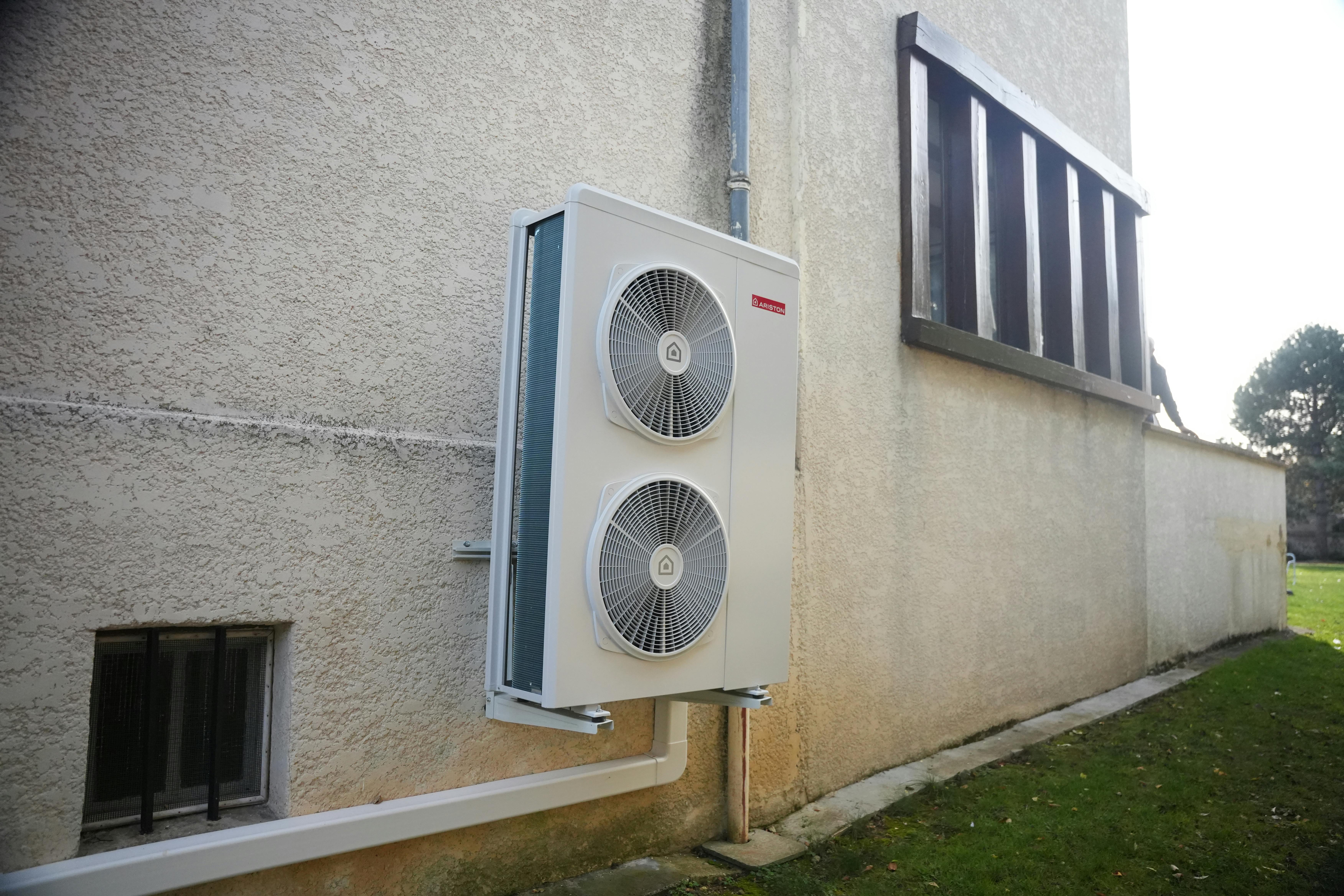 installation pompe à chaleur et ballon thermodynamique par avisunXcarrefour énergies