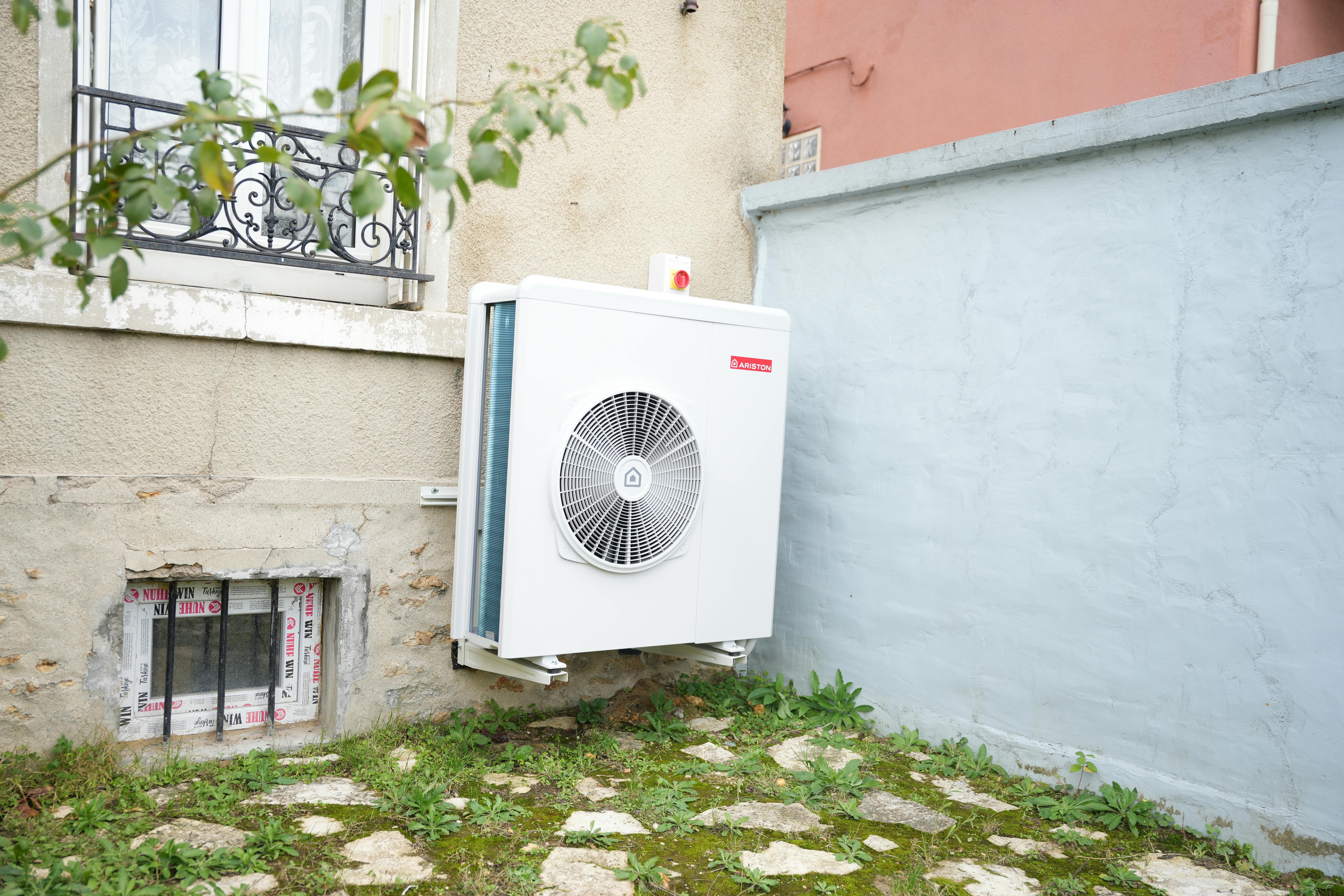 Pompe à chaleur air eau unité extérieure