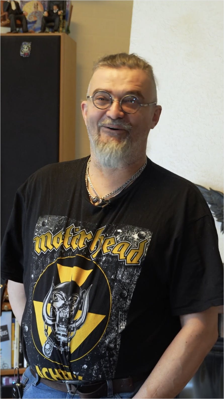 Monsieur Chibert entrain de parler de son installation d'une pompe à chaleur air/eau par Carrefour énergies