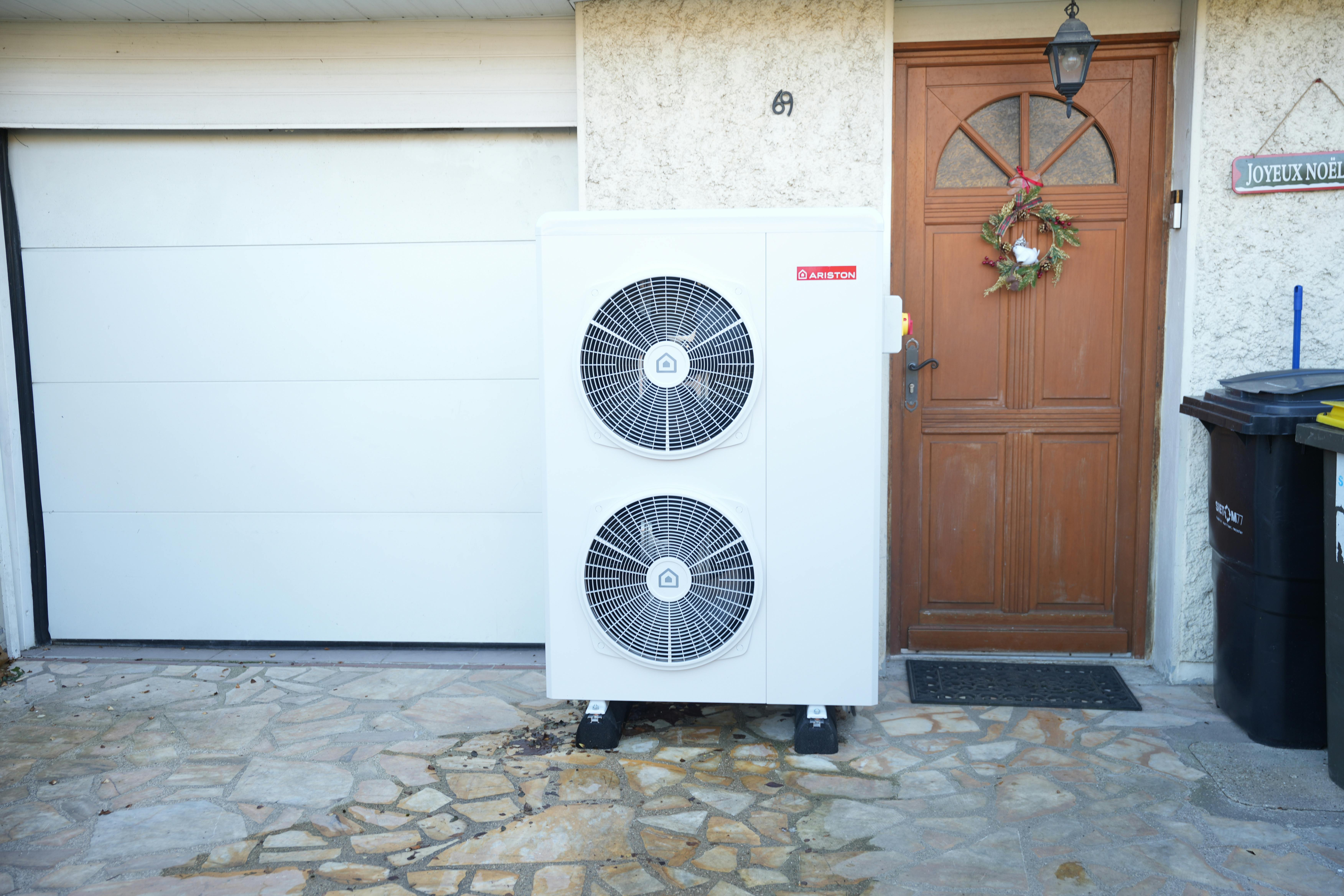 pompe à chaleur air eau installée chez monsieur Dalinval