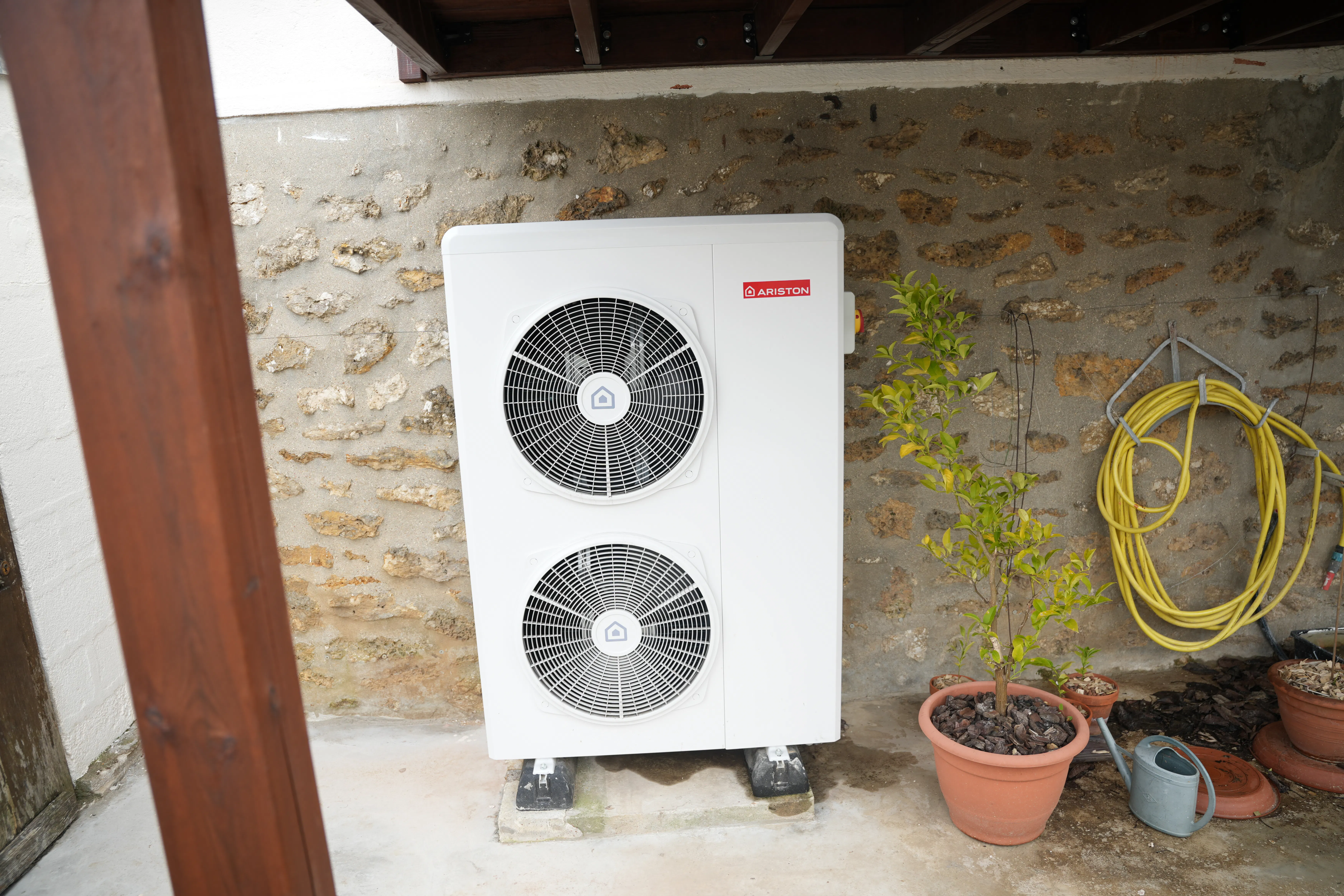 pompe à chaleur air eau installée chez monsieur roucoux