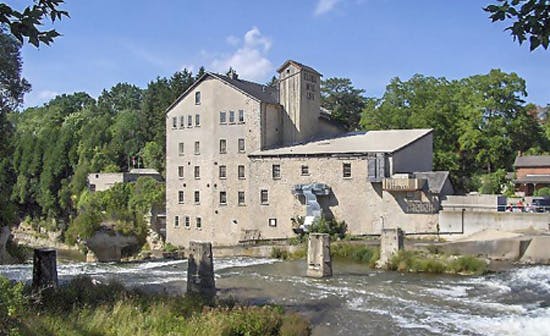 Photo of the old Elora Mill