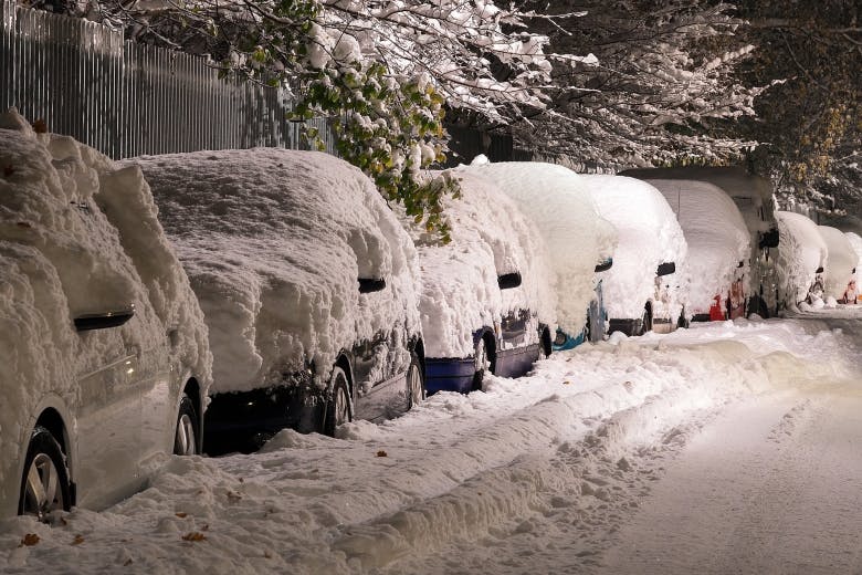 10 mituri despre îngrijirea și conducerea mașinii pe timp de iarnă