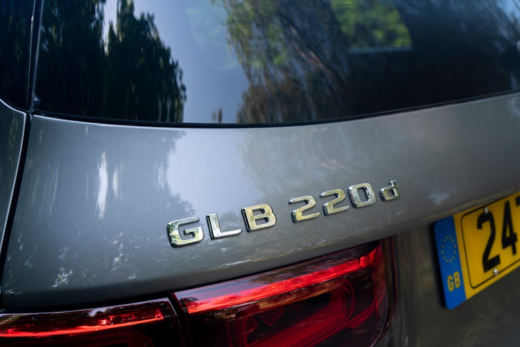 New Mercedes GLB 220 d 2020 review