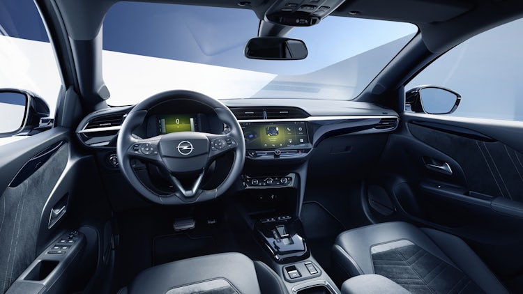 Opel Corsa-e, Interior y maletero