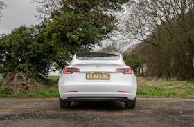 Tesla Model 3 Review 2023 | Price, Interior & Range | carwow
