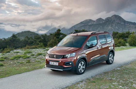 Peugeot Rifter Review 2026 | Performance & Pricing | Carwow