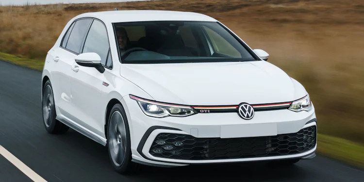 Volkswagen Golf GTI Review 2023 | Performance & Pricing | carwow