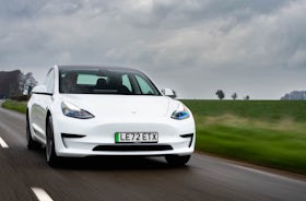 Tesla Model 3 Review 2023 | Price, Interior & Range | carwow