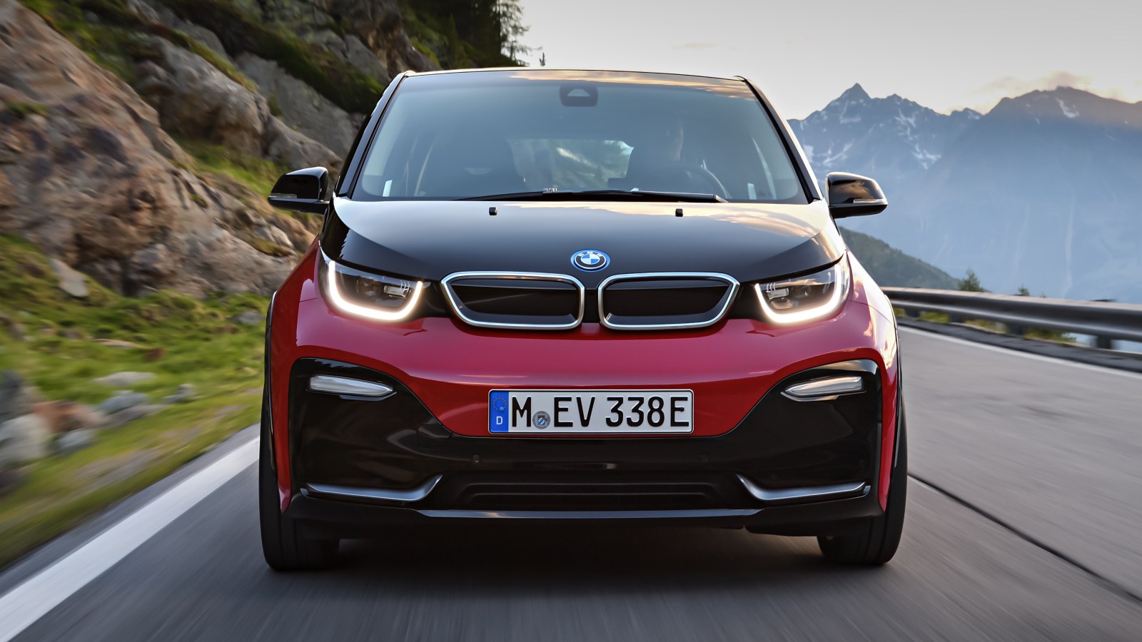 Prueba BMW i3 2024 | Precio y Opinión | Carwow